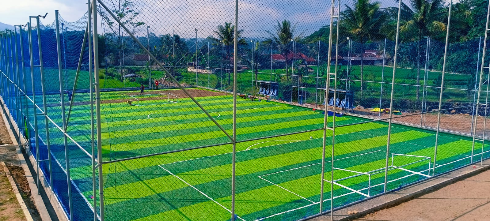 Proyek Lapangan Badminton